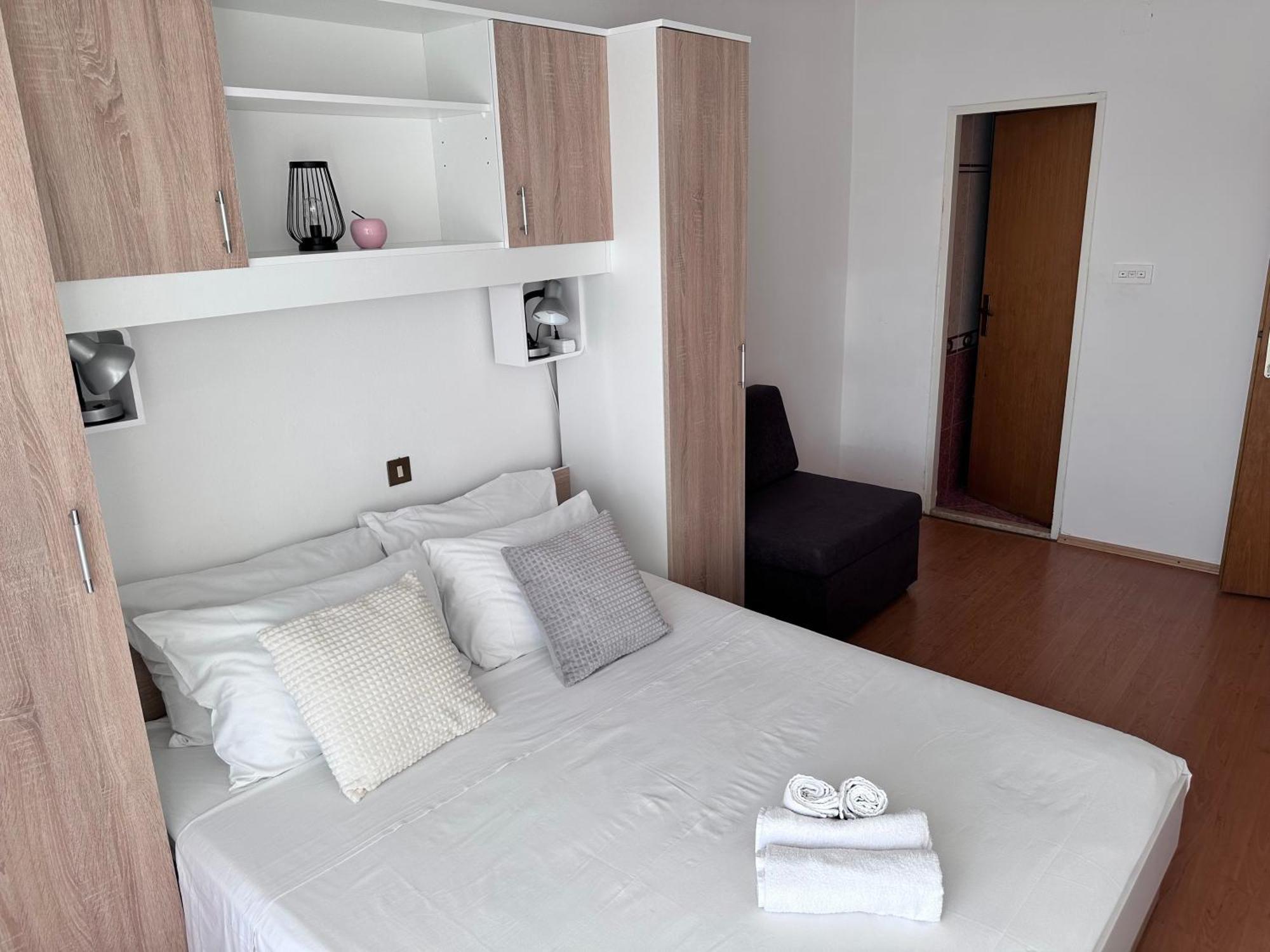Apartments With A Parking Space Lopar, Rab - 14070 ห้อง รูปภาพ